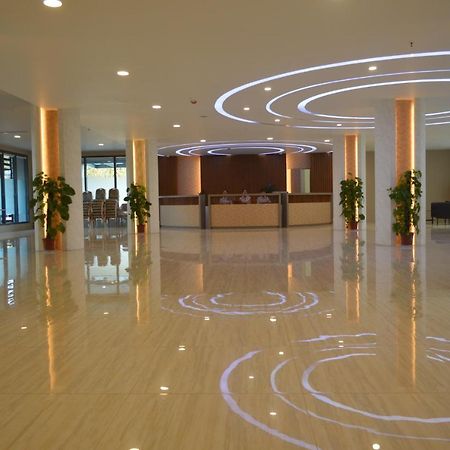 Airport Avenue Hotel Gyogon Exterior foto