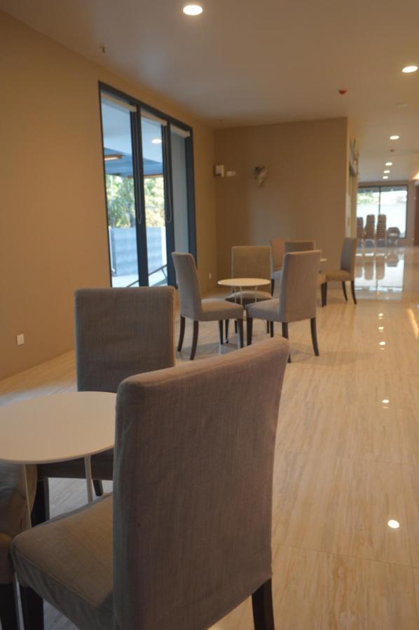 Airport Avenue Hotel Gyogon Exterior foto